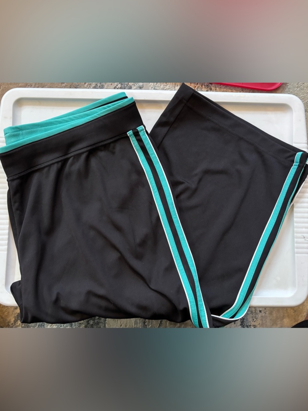 made for life Black and Teal Athletic Capri Size 2X - Picture 3 of 4